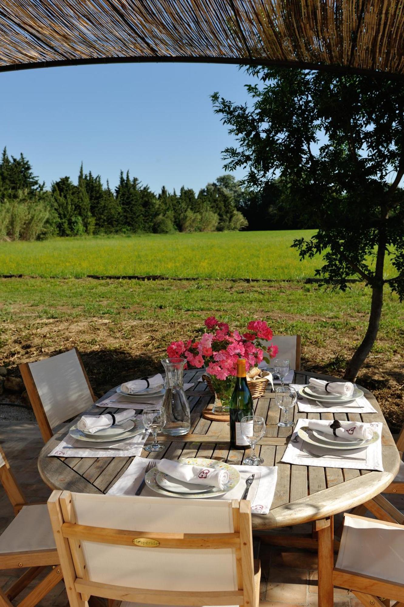 Gites Domaine Des Machottes Grans Exterior photo