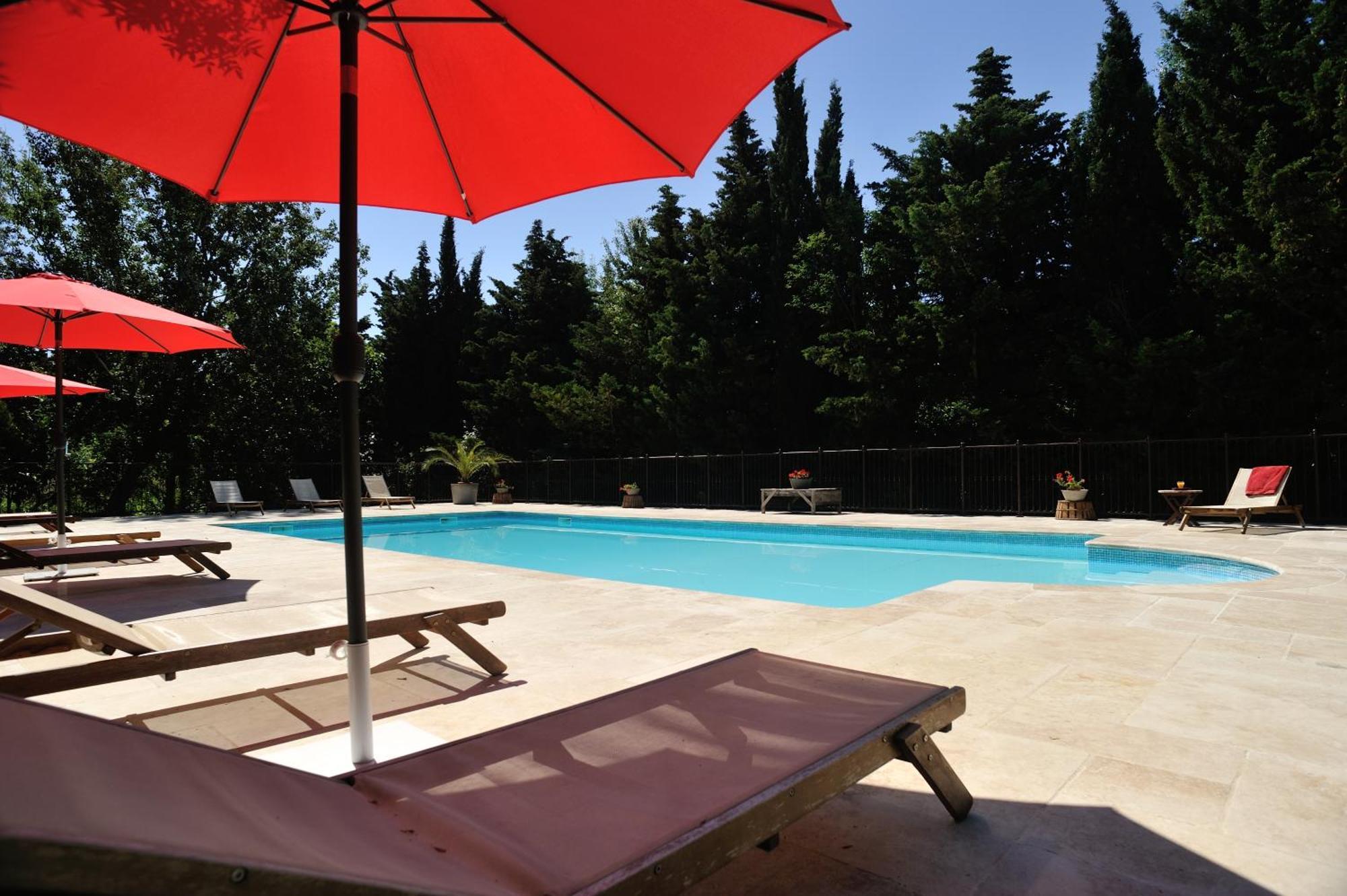 Gites Domaine Des Machottes Grans Exterior photo