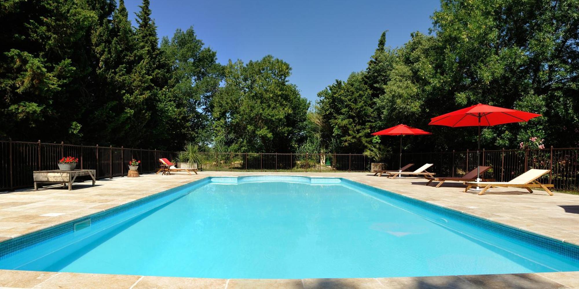 Gites Domaine Des Machottes Grans Exterior photo