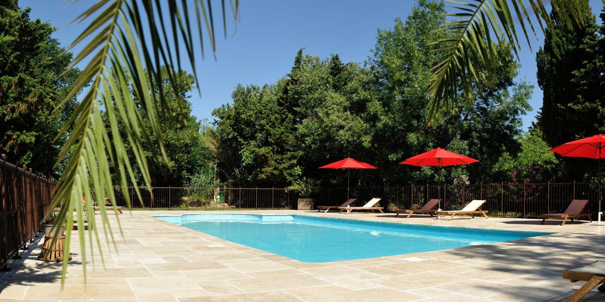 Gites Domaine Des Machottes Grans Exterior photo