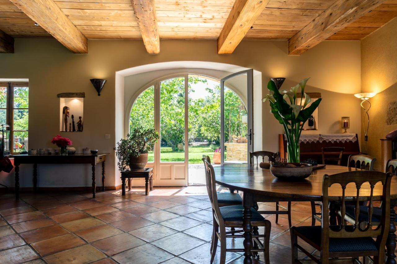 Gites Domaine Des Machottes Grans Exterior photo