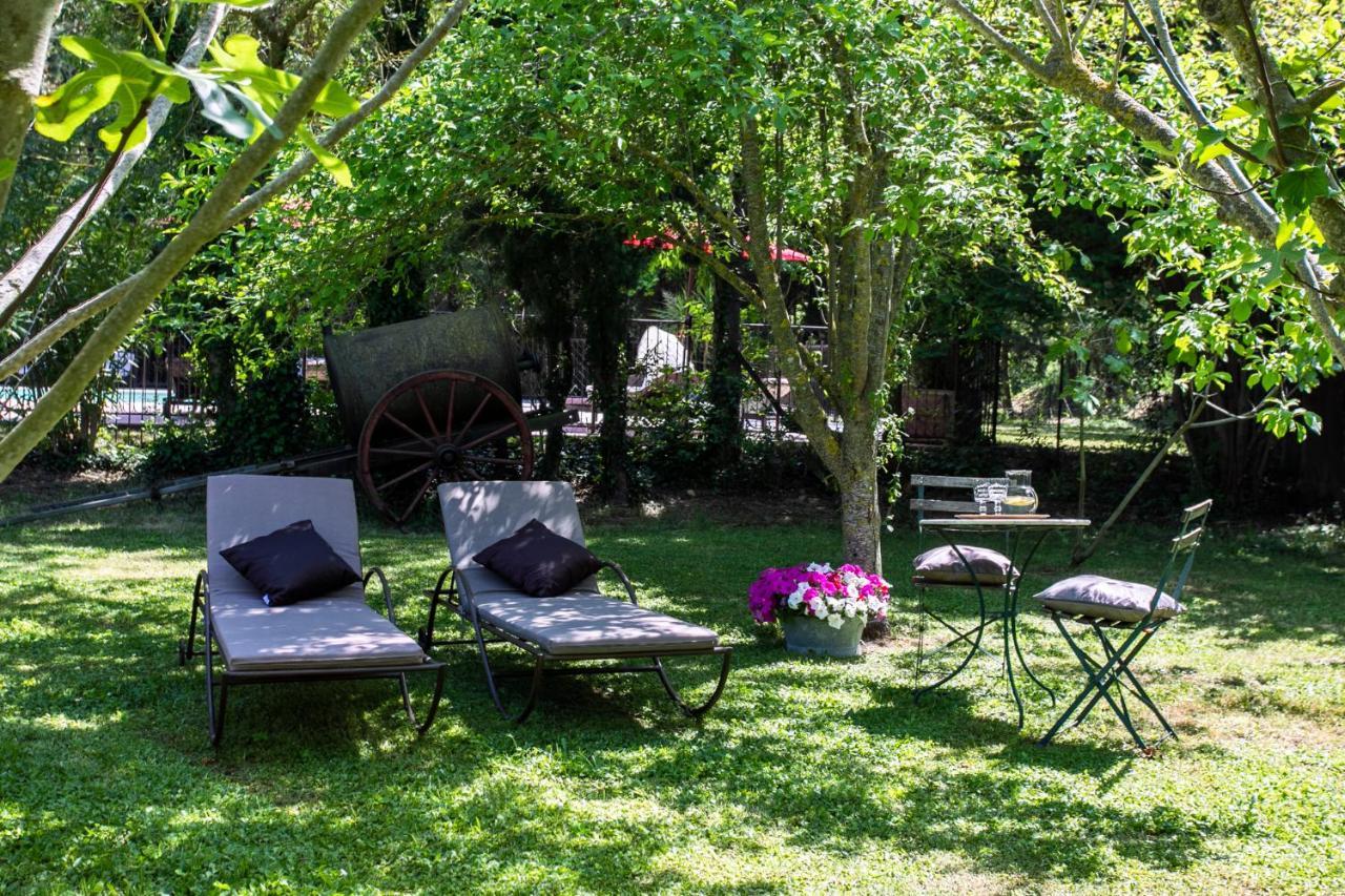 Gites Domaine Des Machottes Grans Exterior photo